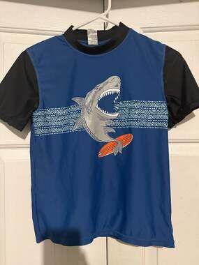 Phibee Boys Shark Surfing Rash Guard Swim Shirt Size 8
